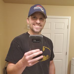 Meet your Posher, Adam